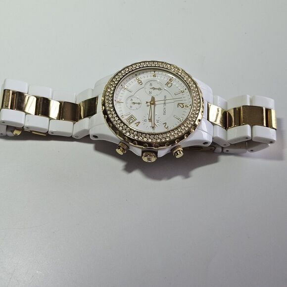 Michael Kors Womens Watch - crystal face with Gold Tone band. Model MK-5417 - Picture 12 of 15